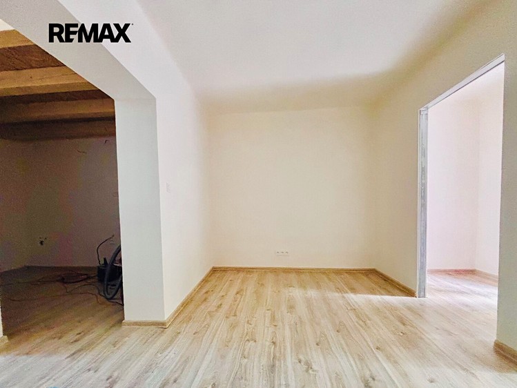 Wohnung 2+1 zur Miete, 41 m² (30 von 36)