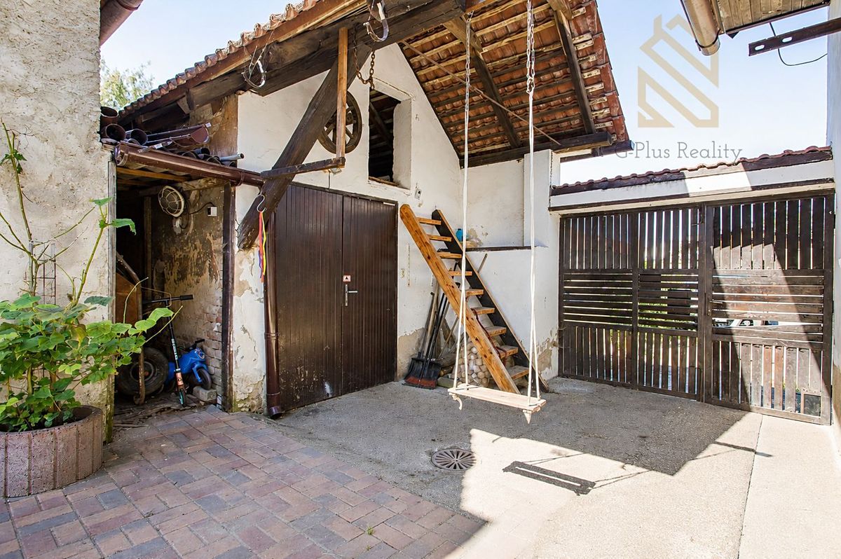 Prodej rodinného domu 101 m², pozemek 132 m² – fotografie 2