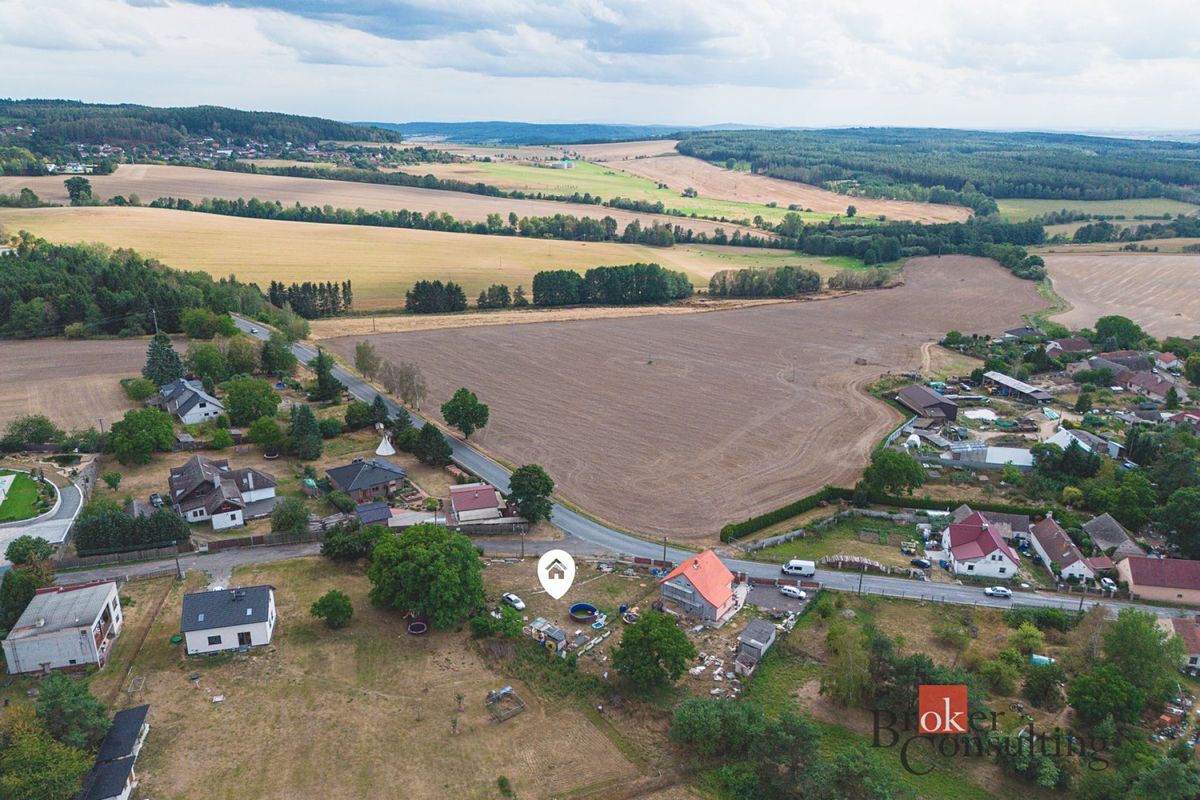 Prodej stavebního pozemku 906 m² – fotografie 4