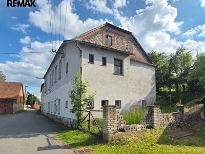 Prodej rodinného domu 372 m², pozemek 436 m²
