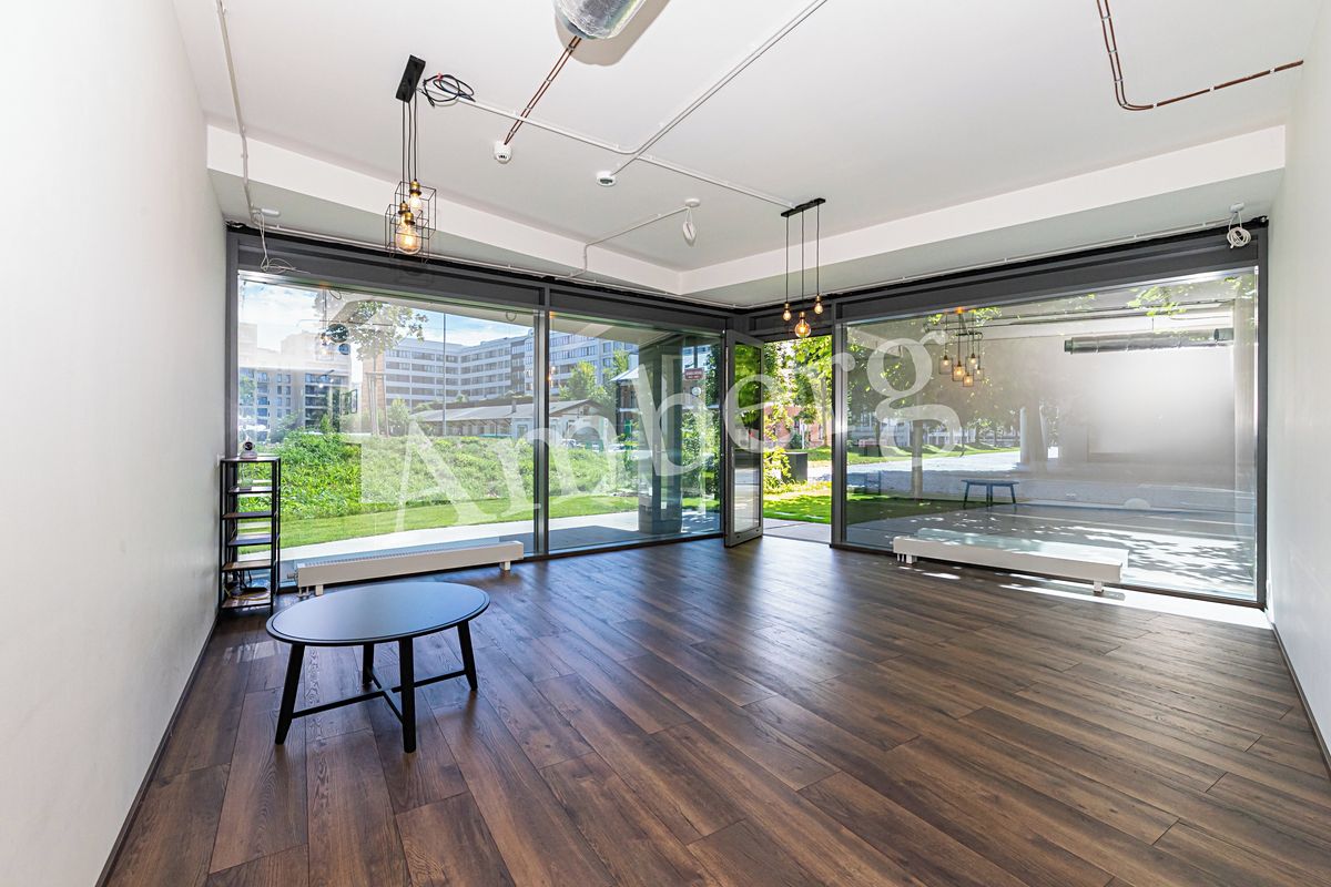 Prodej obchodního prostoru 59 m² – fotografie 4