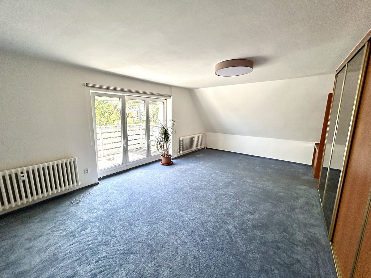 Pronájem bytu 2+1 69 m² – fotografie 3