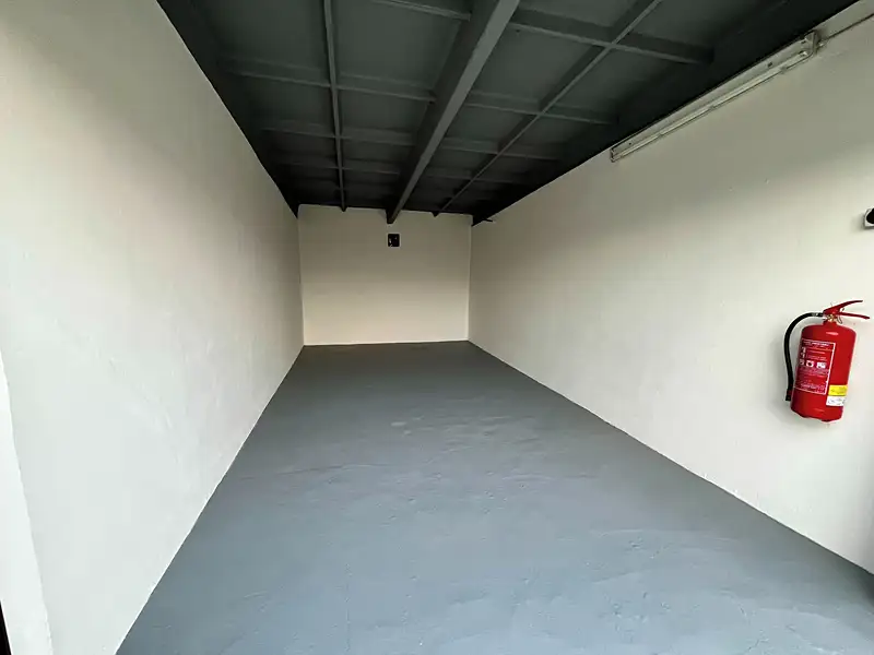 Prodej garáže 16 m², Praha – náhled fotky 3