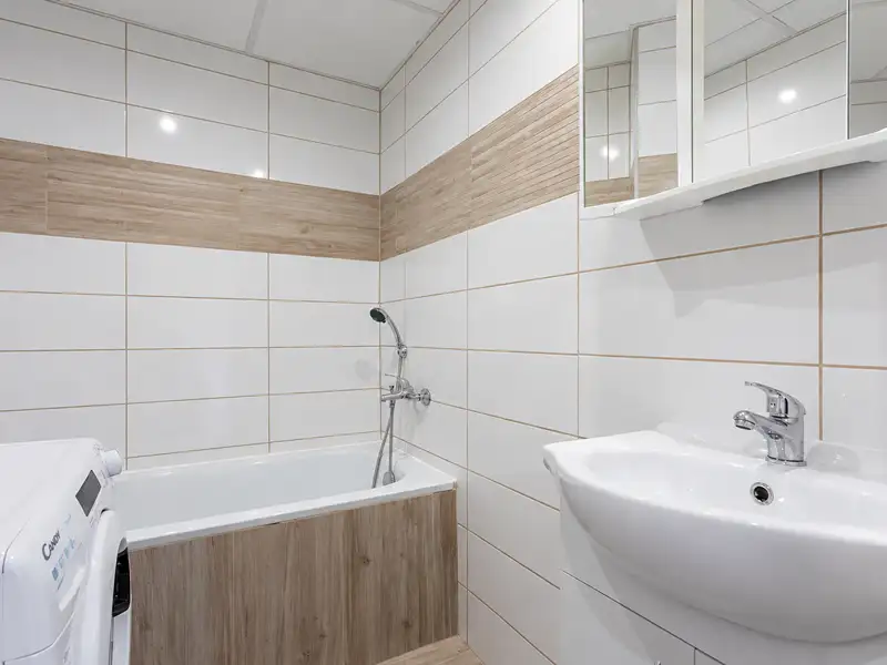 Prodej bytu 2+1 50 m², Karlovy Vary – náhled fotky 3