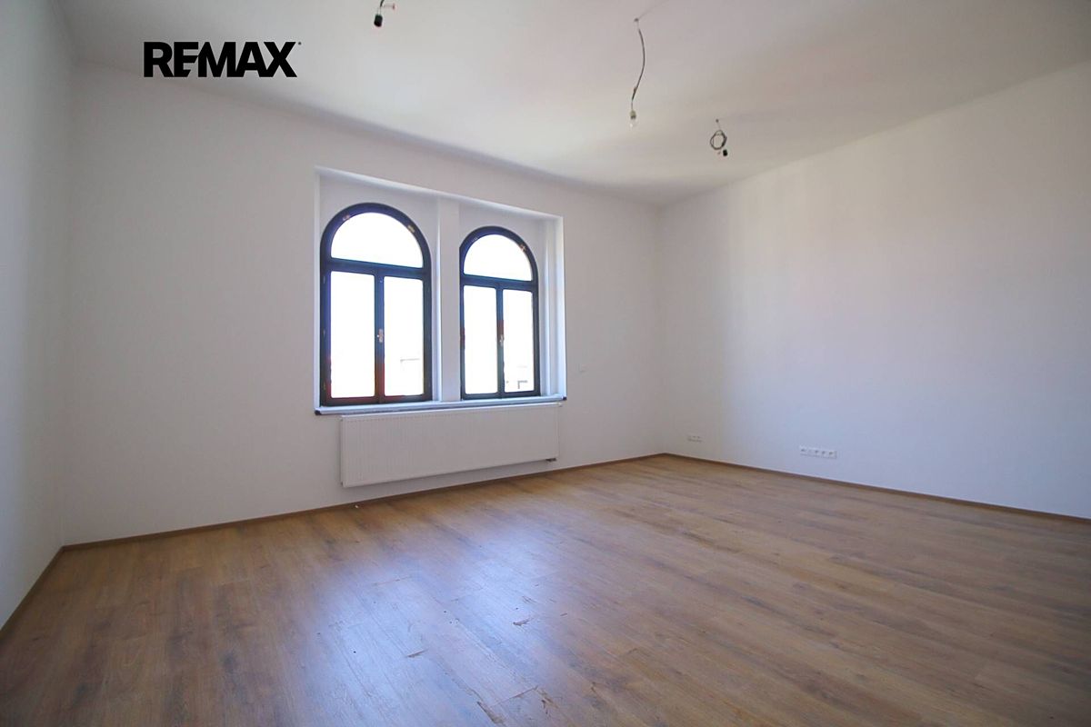 Pronájem bytu 3+kk 103 m² – fotografie 4