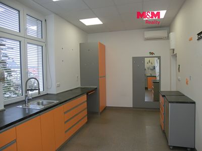 Prodej obchodního prostoru 17 m²