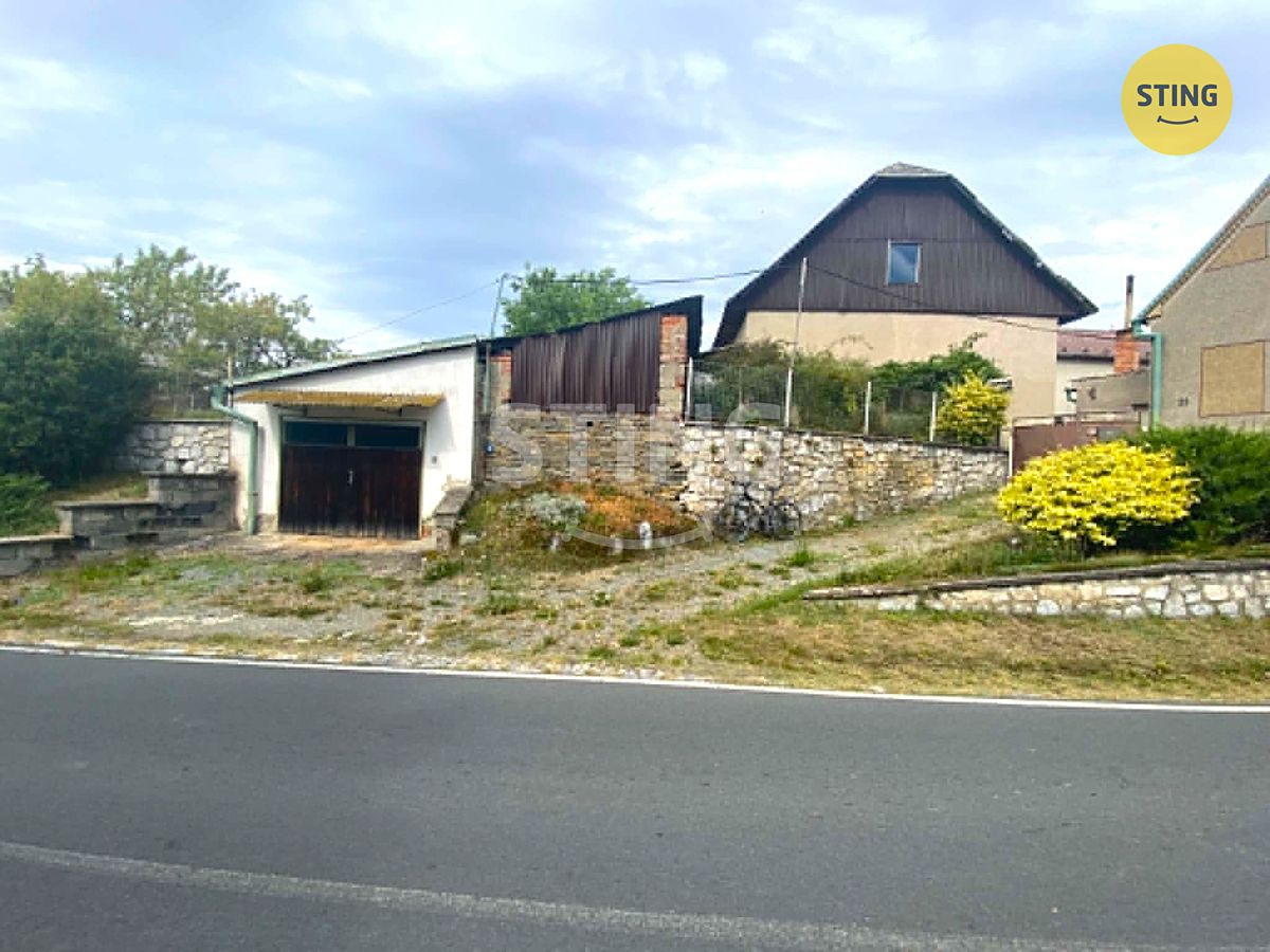 Prodej rodinného domu 90 m², pozemek 1785 m² – fotografie 2