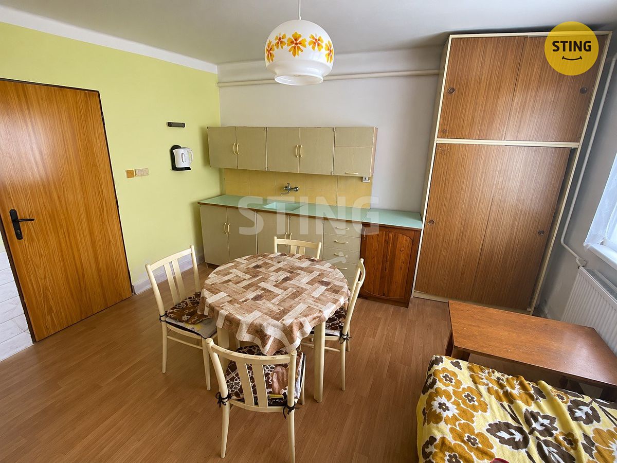 Prodej rodinného domu 90 m², pozemek 1785 m² – fotografie 3