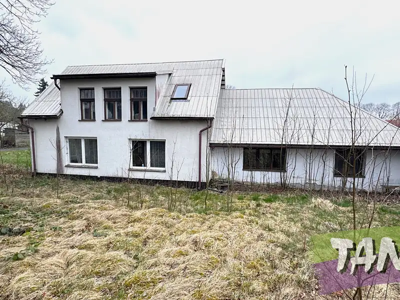 Prodej rodinného domu 250 m², pozemek 580 m², Polička – náhled fotky 2
