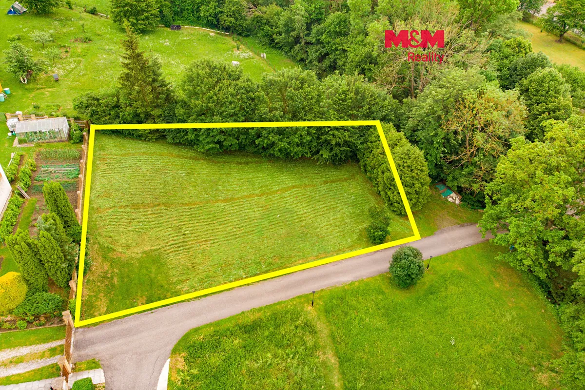 Prodej louky 877 m²