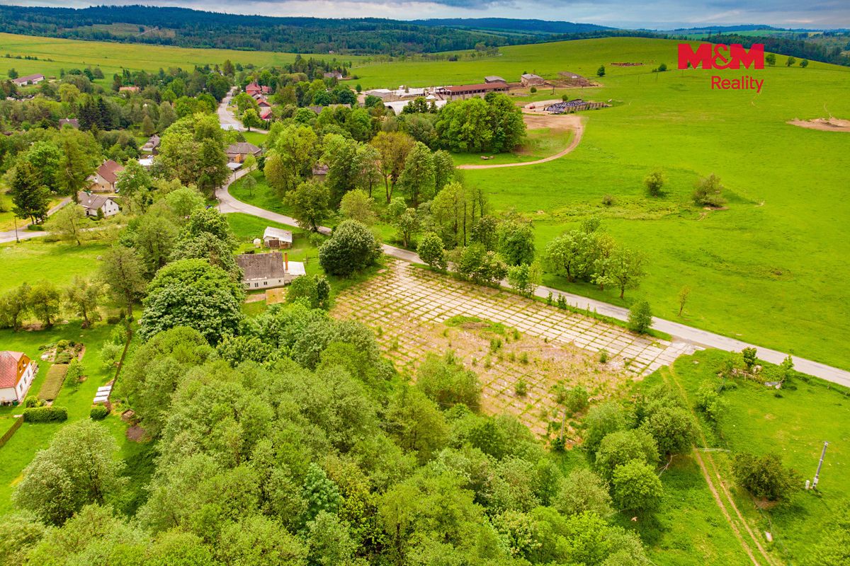 Prodej stavebního pozemku 800 m² – fotografie 2