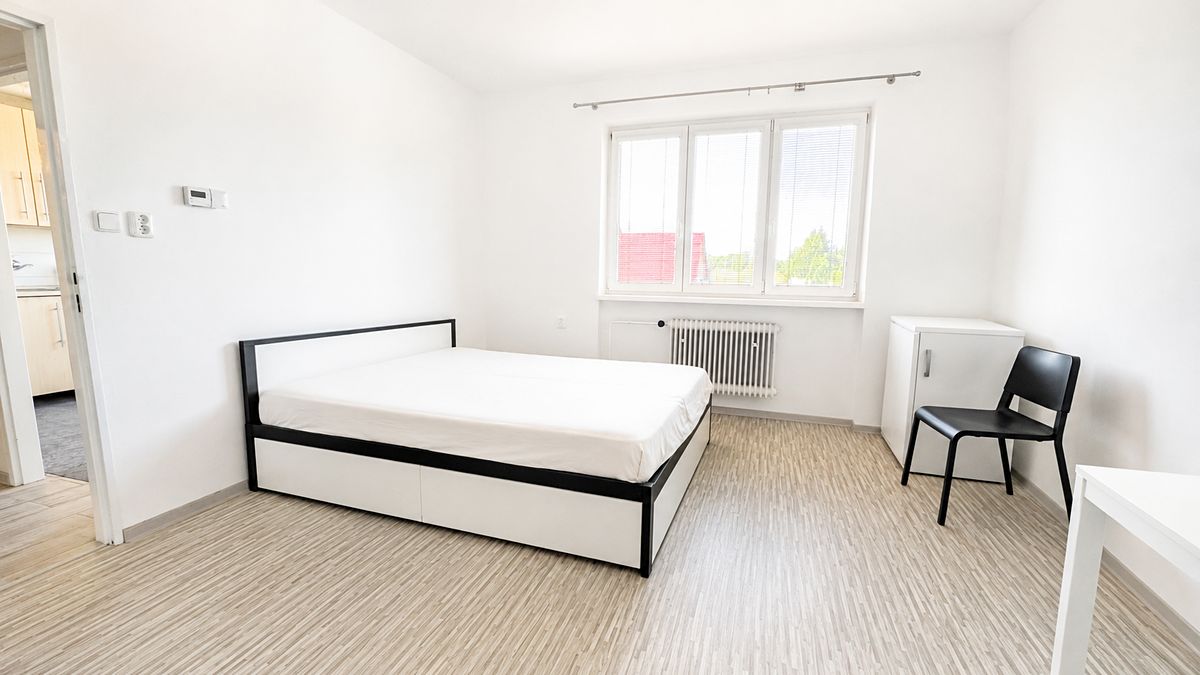 Pronájem bytu 1+1 34 m² – fotografie 3