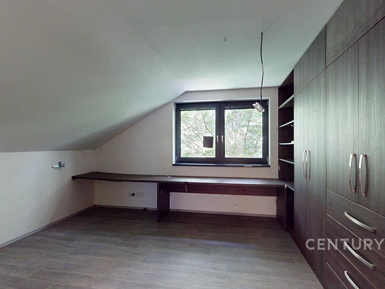 Prodej domu, 319 m² (51 z 73)