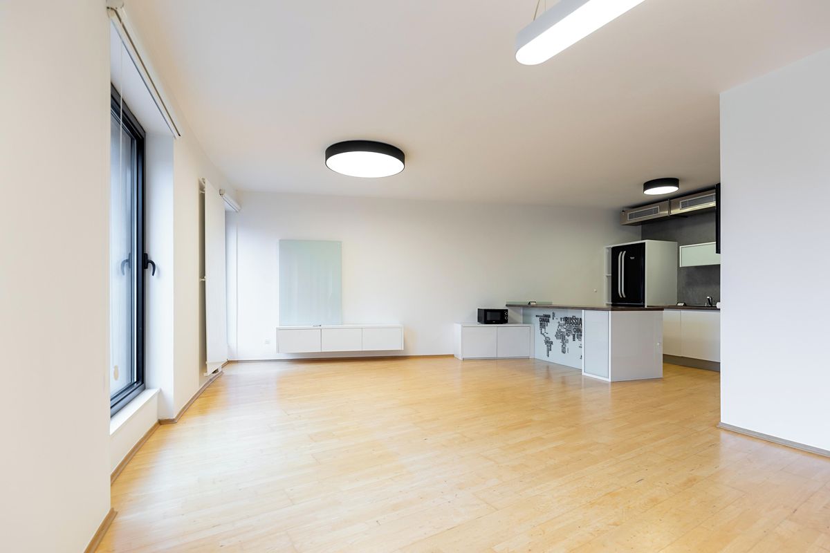 Pronájem bytu 3+kk 100 m² – fotografie 2