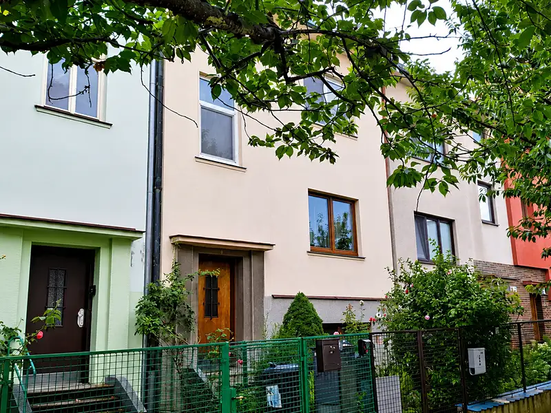 Prodej rodinného domu 180 m², pozemek 311 m², Brno – náhled fotky 1