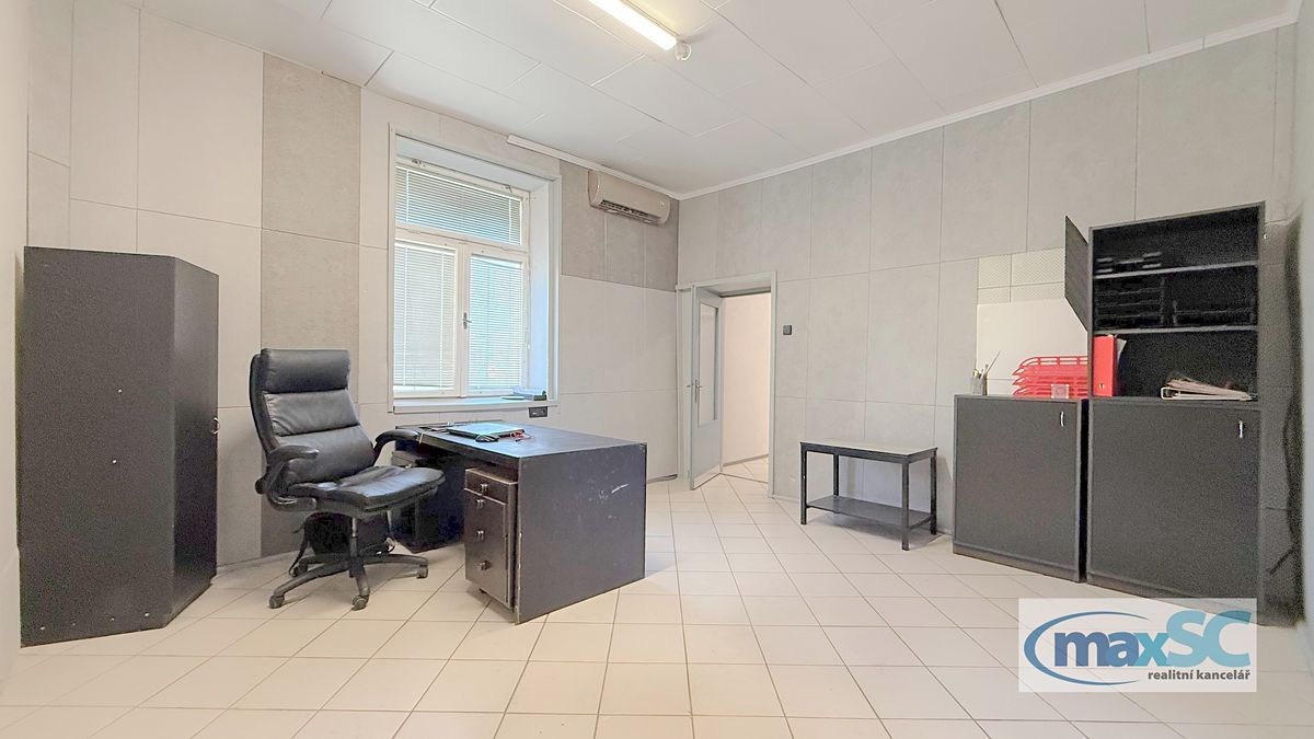 Pronájem skladového prostoru 317 m² – fotografie 5