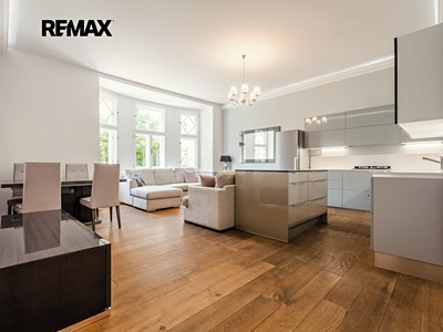 Pronájem bytu 4+kk 103 m²