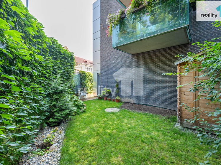 Квартира 2+kk на продаж, 56 м² (23 з 35)