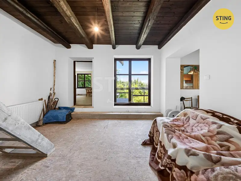 Prodej rodinného domu 255 m², pozemek 1177 m², Valašské Meziříčí – náhled fotky 2
