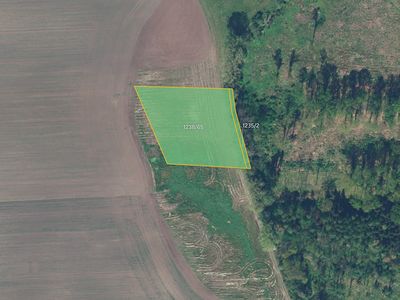 Prodej pole 4151 m²