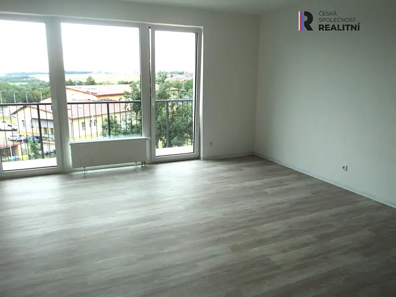 Pronájem bytu 1+kk 51 m², Velké Přílepy – náhled fotky 3