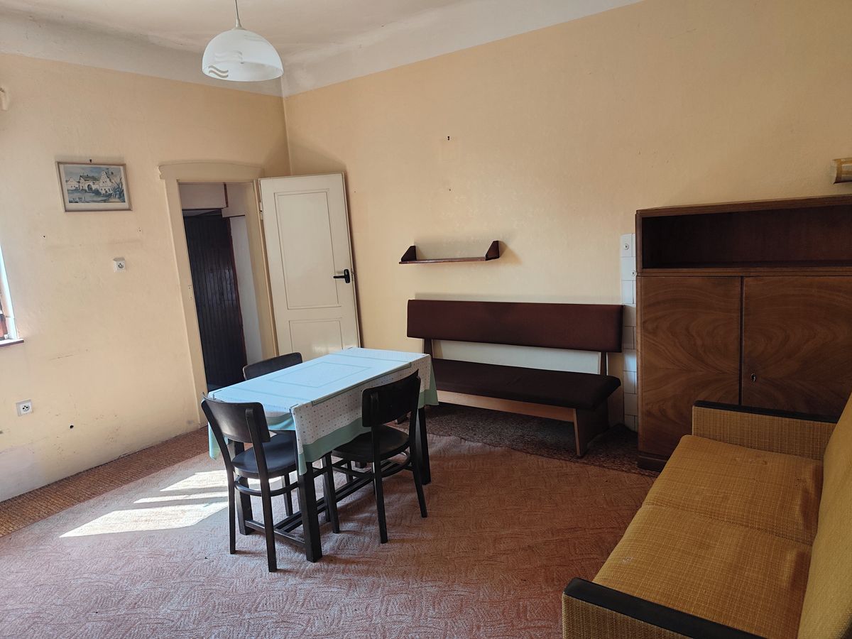 Prodej rodinného domu 140 m², pozemek 165 m² – fotografie 4