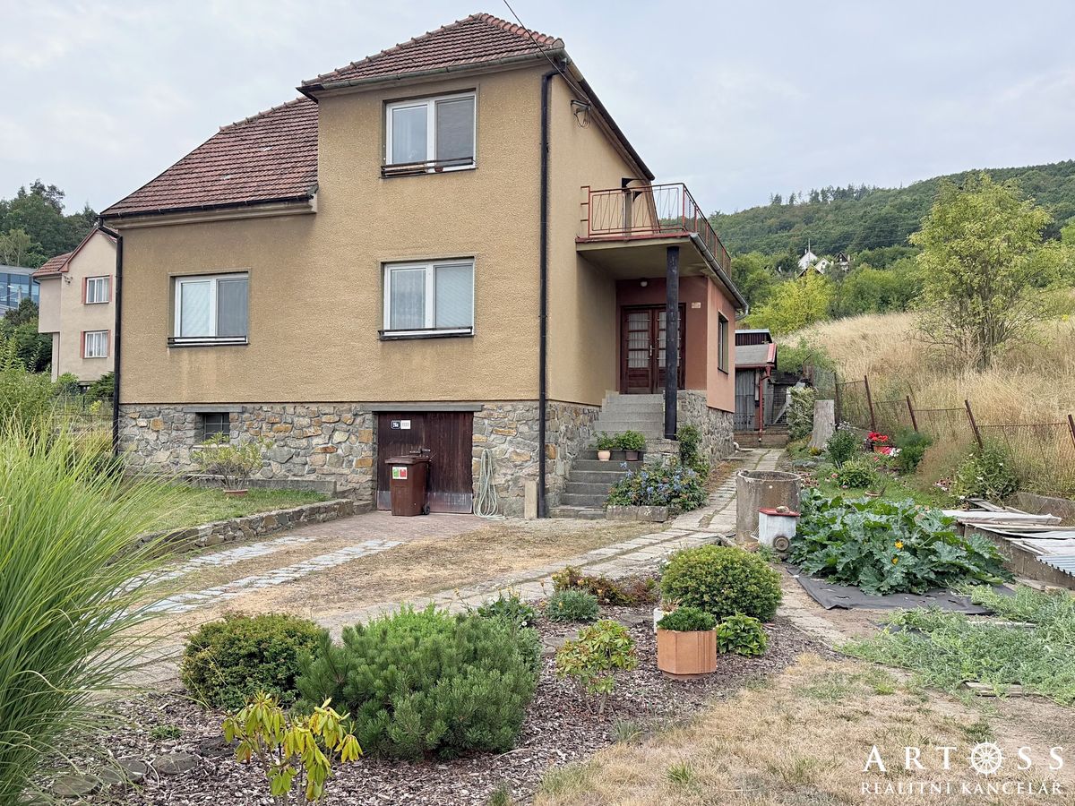 Prodej rodinného domu 155 m², pozemek 1663 m²