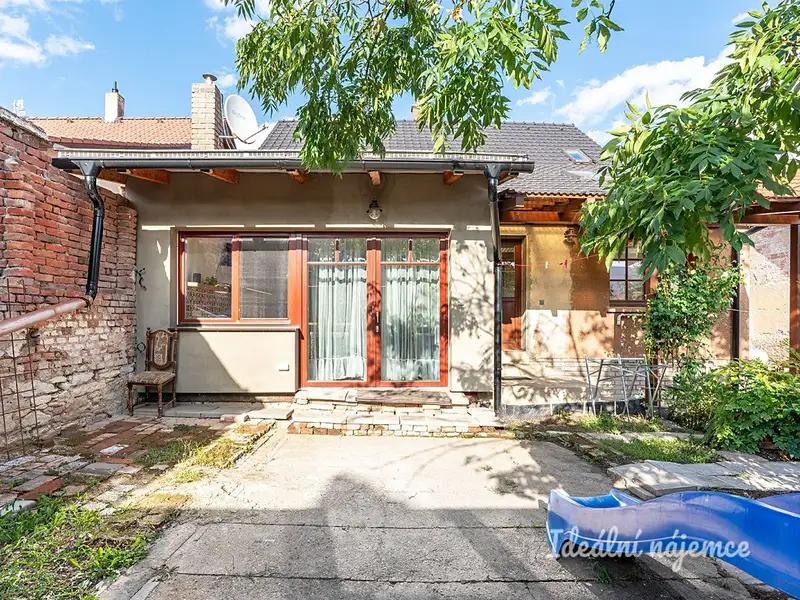 Pronájem rodinného domu 100 m², pozemek 200 m², Brandýsek – náhled fotky 3