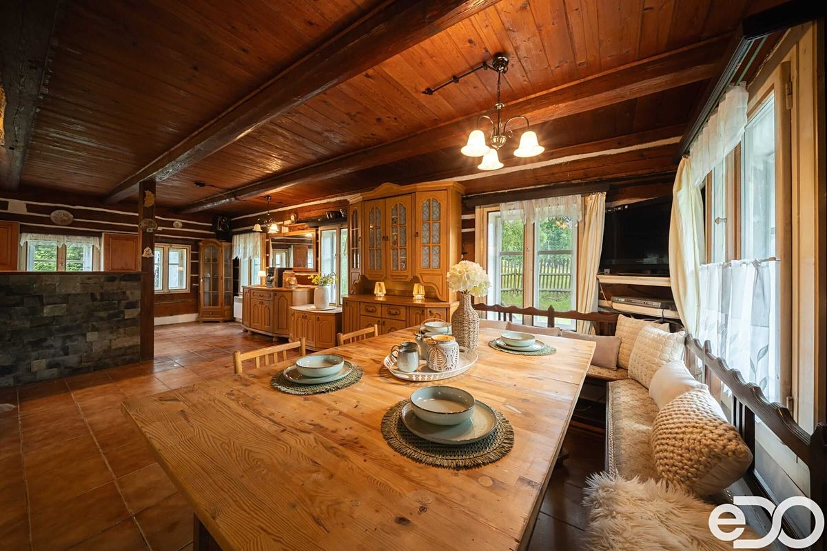 Prodej rodinného domu 170 m², pozemek 3300 m² – fotografie 2