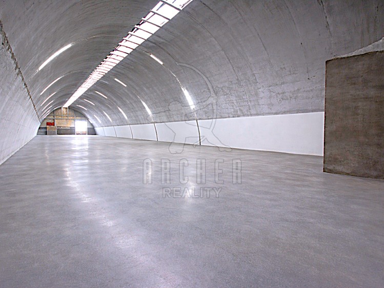 Prodej komerčního prostoru, 6 697 m² (2 z 11)
