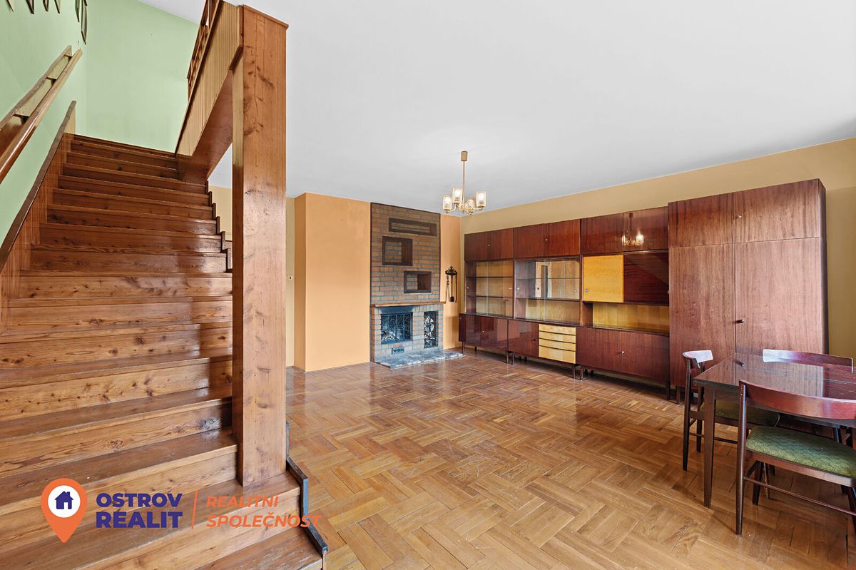 Prodej rodinného domu 184 m², pozemek 274 m² – fotografie 4