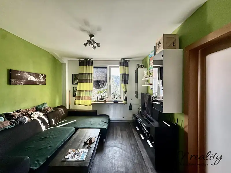Prodej bytu 2+1 38 m², Vsetín – náhled fotky 2