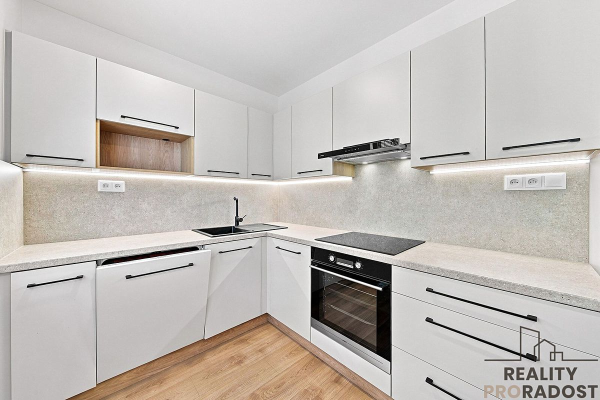 Prodej bytu 3+1 72 m² – fotografie 2