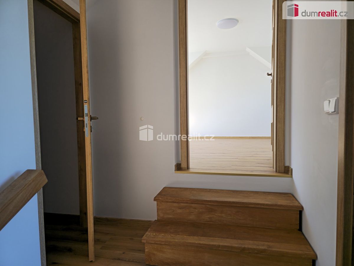 Pronájem bytu 3+kk 74 m² – fotografie 5