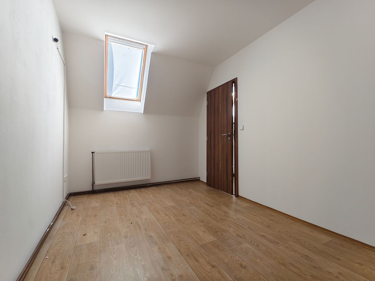 Pronájem bytu 4+1 120 m² – fotografie 5