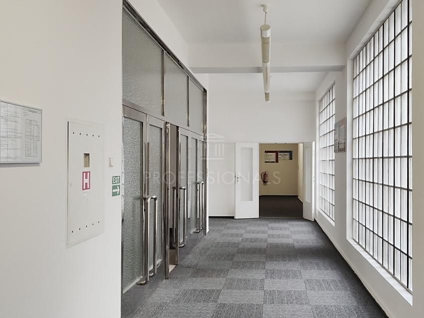 Pronájem kanceláře 86 m² – fotografie 5