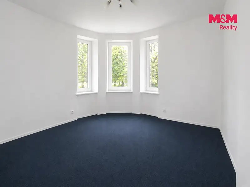 Prodej bytu 1+1 37 m², Praha – náhled fotky 3