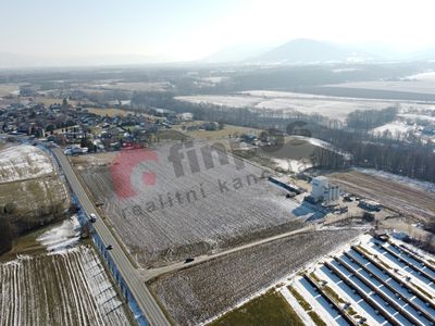 Prodej komerčního pozemku 13358 m²