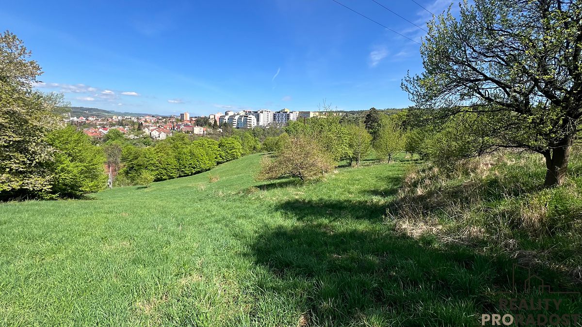 Prodej pozemku 10598 m², Blansko – fotka 1 z 3