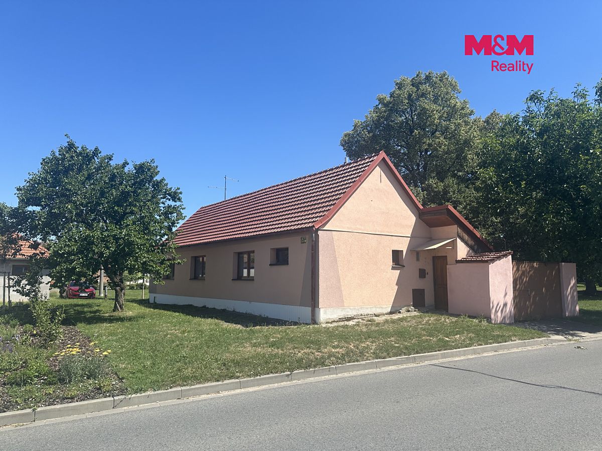 Prodej rodinného domu 140 m², pozemek 99 m² – fotografie 3