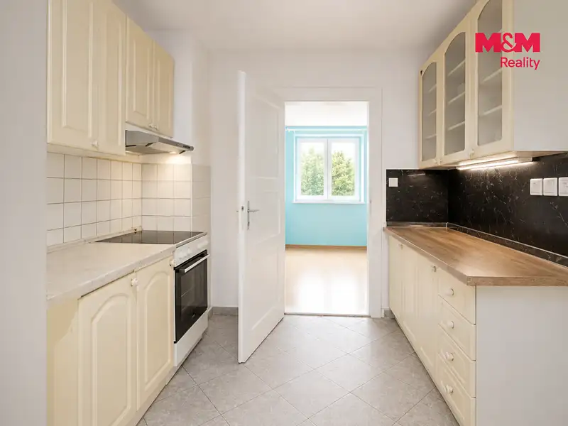 Prodej bytu 1+kk 35 m², Praha – náhled fotky 2
