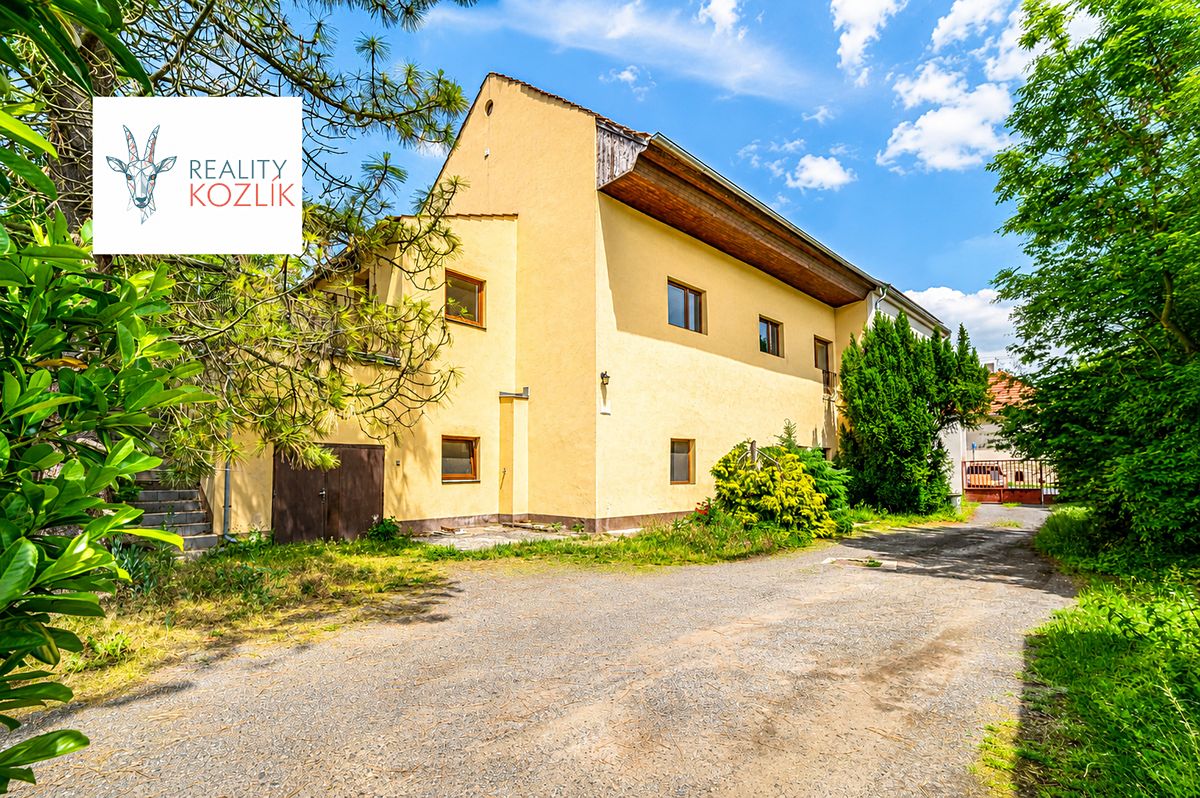 Prodej rodinného domu 500 m², pozemek 607 m²