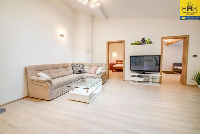 Pronájem bytu 3+kk 90 m² – fotografie 3
