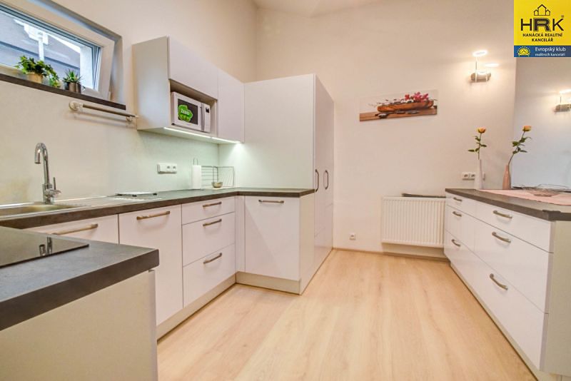 Pronájem bytu 3+kk 90 m² – fotografie 5