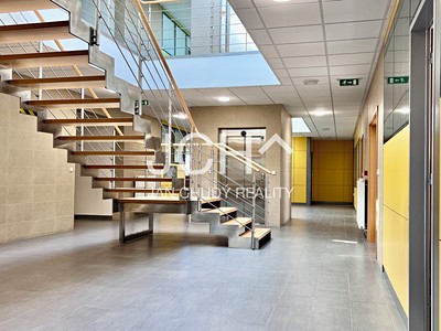 Комерційне приміщення в оренду, 22 м² (3 з 28)