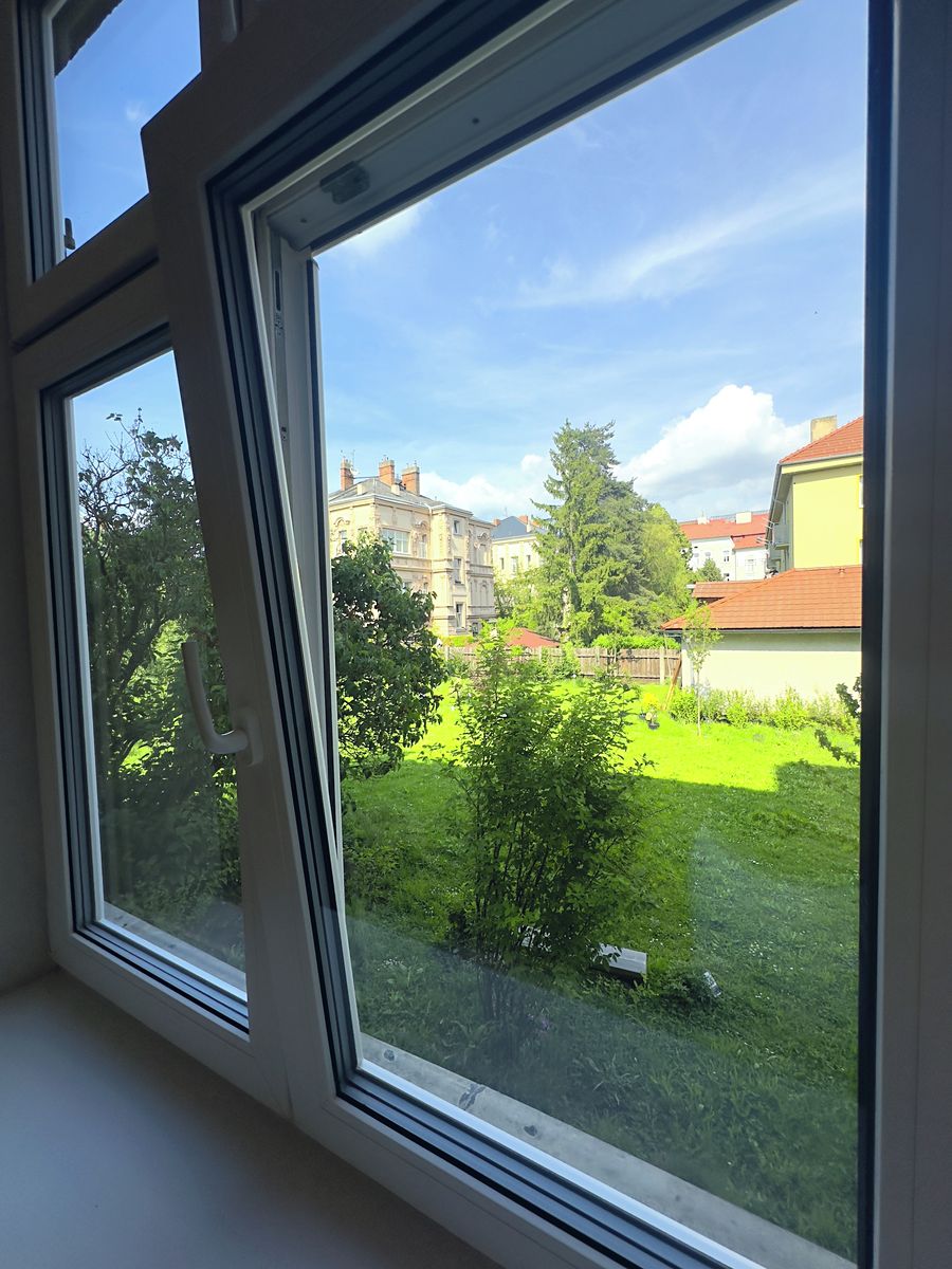 Pronájem bytu 2+1 80 m²