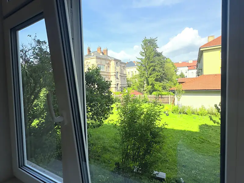Pronájem bytu 2+1 80 m², Olomouc – náhled fotky 2