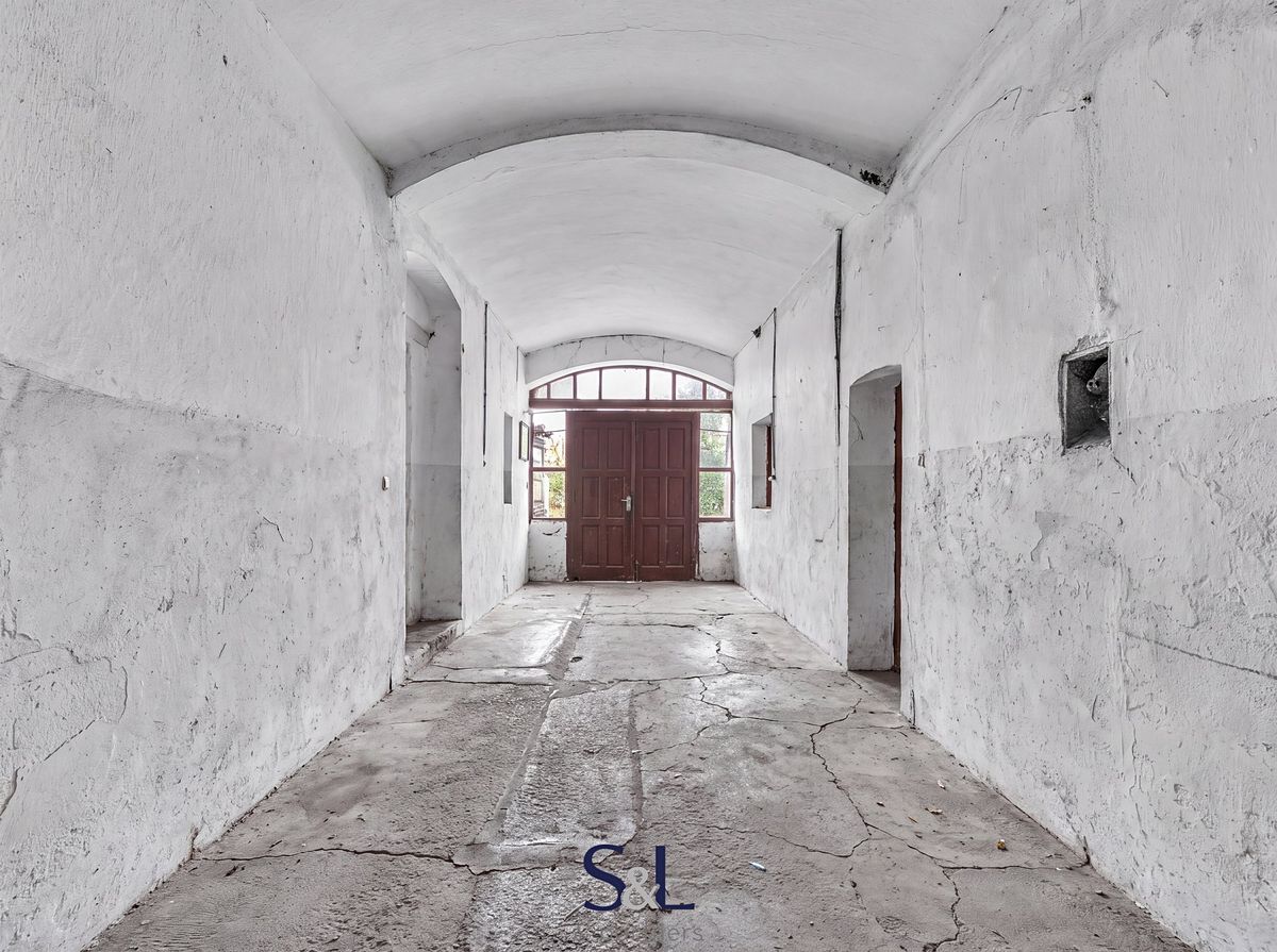 Prodej rodinného domu 220 m², pozemek 619 m² – fotografie 3