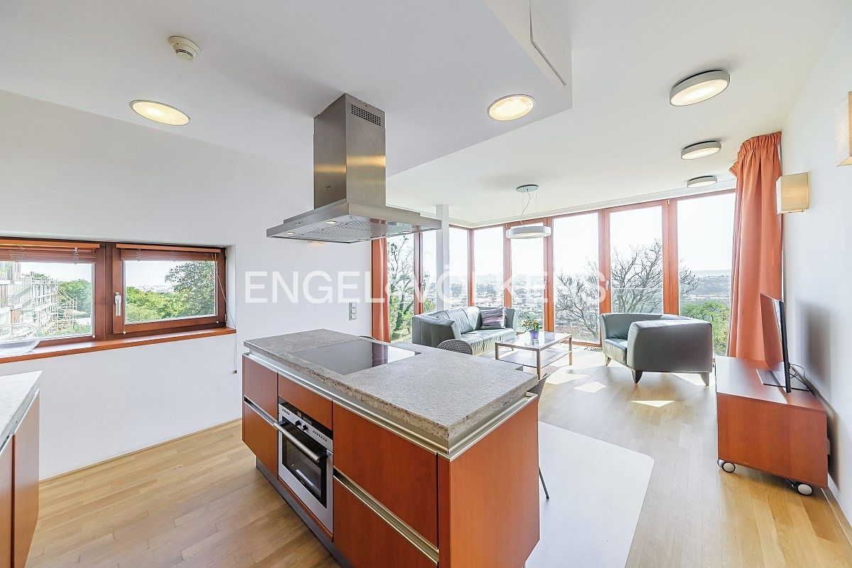 Pronájem bytu 2+kk 60 m² – fotografie 4