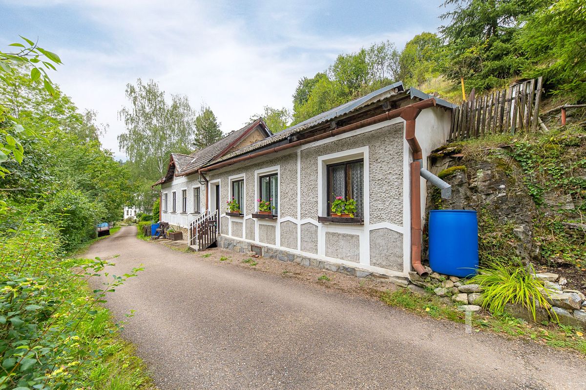Prodej chalupy 85 m², pozemek 149 m²